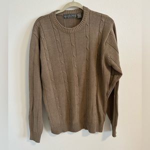 Oscar De La Renta men’s sweater. Size L. Light brown/taupe
